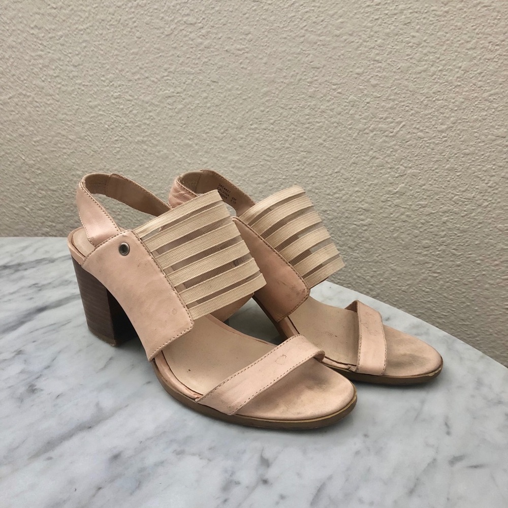 Donald J Pliner Calvina Sandals Size 6
